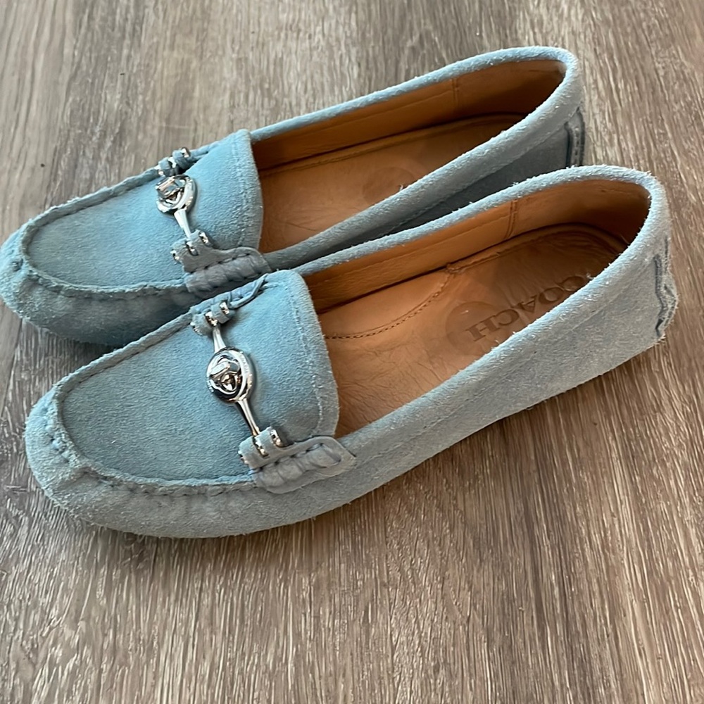 Coach Arlene pale blue suede loafer size 7 excellent condition